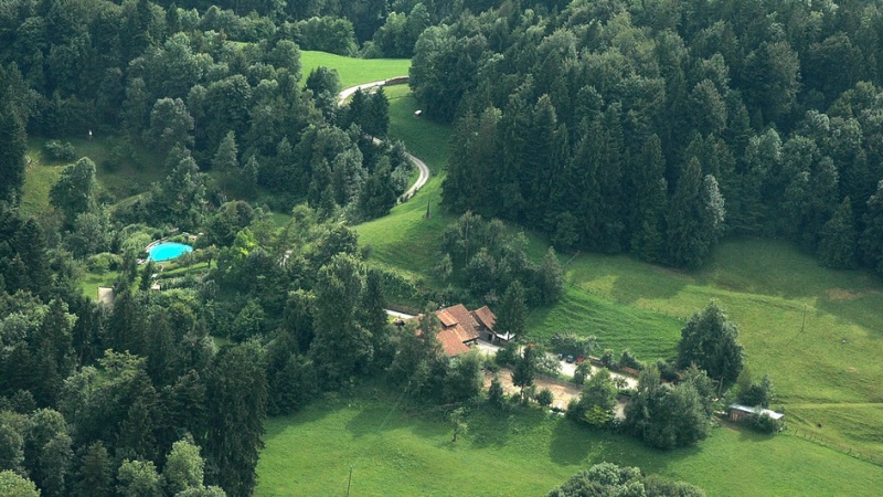 File:Sitzberg Switzerland.jpg