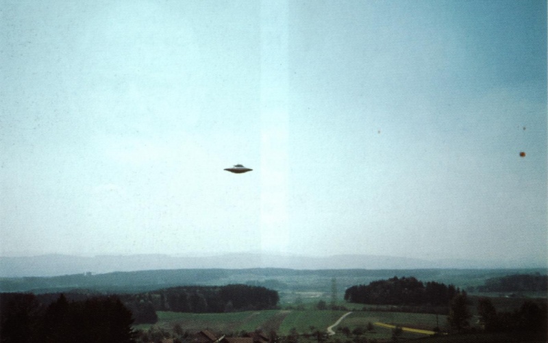 File:Ufo 142.jpg